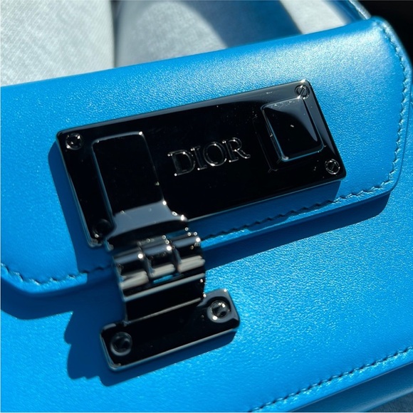 Dior mini lock messenger crossbody bag - Picture 2 of 8